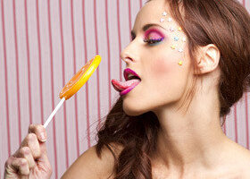 8 façons de lui faire plaisir avec la langue !