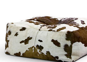 J&rsquo;adooore… mon pouf peau de vache !
