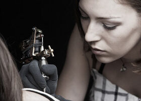 Comment reconnaître un bon tatoueur ?