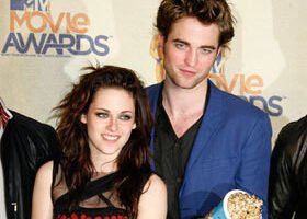 Robert Pattinson bientôt papa ?