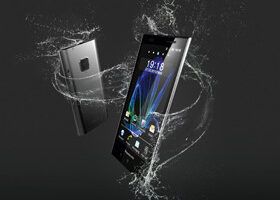 Eluga, le nouveau smartphone étanche de Panasonic !