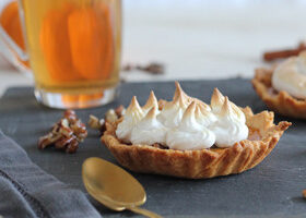 Recette remixée : tartelettes meringuées au potiron et noix de pécan caramélisées