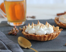 Recette remixée : tartelettes meringuées au potiron et noix de pécan caramélisées