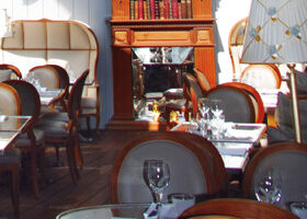 La Terrasse Gallery, une terrasse arty designée par Starck !