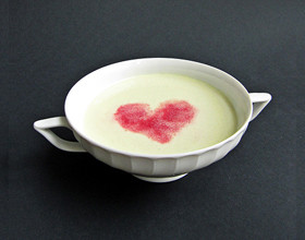 Velouté de chou-fleur, cur de betteraves