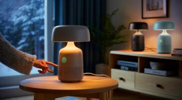 Cette lampe IKEA fin 2025 cache une fonction inattendue qui pourrait rendre vos soirées d&rsquo;hiver inoubliables sans exploser le budget