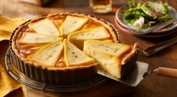 Voici la tarte au maroilles AOP qui réchauffe novembre 2025, simple et ultra fondante, avec ce détail croustillant que l’on ne vous dit jamais