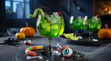 Voici le Shrek vert citronné, le cocktail vert fluo qui bouscule Halloween 2025 en France, et ses bonbons monstrueux