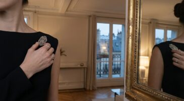 Ce vieil accessoire bijou oublié dans vos tiroirs transforme votre robe simple en tenue chic avant votre soirée