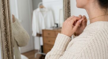 Mode : ce bijou que vous portez au quotidien ruine vos looks d’hiver et tasse votre silhouette sans que vous le sachiez