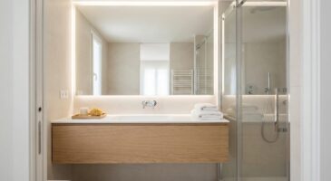 Salle de bain minuscule : ce duo déco bluffant la transforme sans travaux en pièce façon spa d&rsquo;hôtel