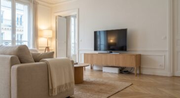 Salon froid malgré vos plaids ? Chez Action, cet accessoire à 6,95 € supprime un détail qui gâche toute l&rsquo;ambiance