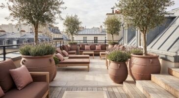 Terrasses : cette nouvelle couleur chaude va détrôner le gris anthracite en 2026, adoptez-la avant le printemps