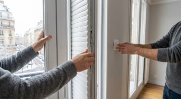 Volet roulant bloqué : ce geste méconnu à faire tout de suite pour le débloquer sans rien démonter