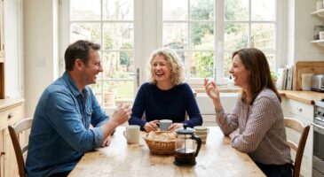 Après 50 ans, cette habitude méconnue peut tout changer dans la façon dont vos enfants vous voient