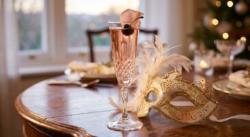 Ce cocktail vénitien à la cerise cache un ingrédient floral inattendu, à tester avant la fin de l’hiver