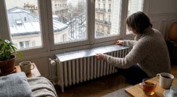 Ce film isolant à poser en 5 minutes derrière vos radiateurs peut freiner l’explosion de votre facture cet hiver