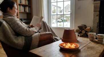 Chauffage : ce bricolage avec un simple pot en terre cuite me réchauffe pour moins de 1 € mais gare aux risques