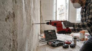 Chez Castorama, ce perforateur sans fil Einhell pour le béton tombe à 79 € : faut‑il se jeter sur l&rsquo;offre ?
