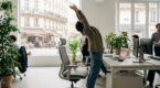 Depuis que je fais ce rituel de 3 minutes au bureau, mon dos ne me fait plus souffrir en fin de journée
