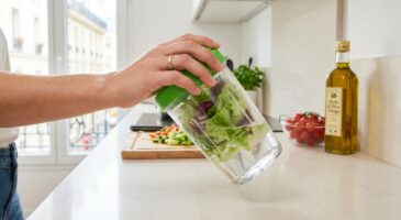 On croyait l’essoreuse indispensable : ce petit accessoire IKEA à 3 € rend la corvée de salade presque trop facile