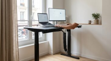 Télétravail : ce bureau assis-debout électrique à 165 € chez JYSK fait trembler les modèles à plus de 300 €