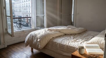 Vous avez ce réflexe dès le réveil ? Il transforme votre lit en nid d&rsquo;acariens et aggrave vos allergies en silence