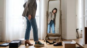 Après 35 ans, ces modèles de chaussures très courants vous vieillissent en photo sans que vous le voyiez venir