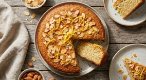 Ce gâteau citron-amande sans un ingrédient clé est le plus fondant que j’ai jamais osé préparer