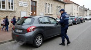 Code de la route : cette habitude avec le moteur à l’arrêt peut vous coûter plusieurs centaines d’euros