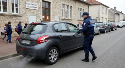 Code de la route : cette habitude avec le moteur à l’arrêt peut vous coûter plusieurs centaines d’euros