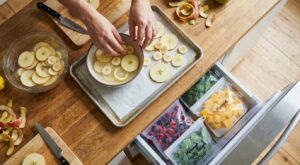 Fruits frais au congélateur : s&rsquo;ils noircissent toujours, c’est que vous zappez cette étape clé avant