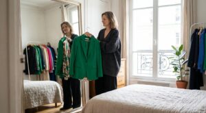 « Je ne comprenais pas pourquoi je faisais plus vieille » : ces vêtements qui vous ajoutent des années sans le montrer