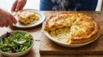 Pommes de terre : cette tourte paysanne crousti-fondante à ne surtout pas rater avant de refaire un simple gratin