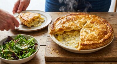 Pommes de terre : cette tourte paysanne crousti-fondante à ne surtout pas rater avant de refaire un simple gratin