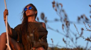 Lunettes de soleil sur-mesure : pourquoi on devrait toutes y passer
