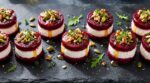 Apéro : ces bouchées à la betterave en 3 étages sans cuisson bluffent tout le monde, mais gare à ce détail