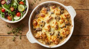 Ce gratin de poulet au four prêt en 15 minutes cache une astuce qui change tout à la texture et au goût