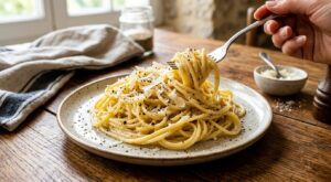 Ces pâtes crémeuses sans crème bluffent tout le monde : ce tour de main que vous ignorez encore en cuisine