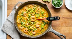 Crevettes toujours caoutchouteuses ? Ce repère de cuisson en degrés les rend enfin moelleuses à tous les coups