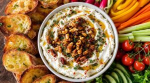 Apéro : ce dip au chèvre frais prêt en 10 min bluffe tout le monde, à condition d’éviter cette erreur au frigo