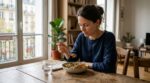 Ce changement discret à table transforme bien plus que votre assiette, et vous passez sûrement à côté
