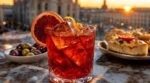 Ce cocktail milanais à l’orange sanguine va remplacer tous vos spritz : le secret que les barmans gardent pour l’été