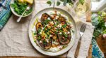 Ce plat d&rsquo;aubergines caramélisées fait toujours assiette vide : une recette de printemps qui rend tout le monde accro