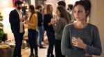 Ce test de la pièce bondée révèle si votre vie sociale n&rsquo;est qu&rsquo;une illusion, et il fait mal