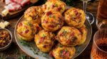 Ces muffins apéro lardons et oignons caramélisés moelleux grâce à ce fromage de grand-mère et ce geste à ne jamais faire