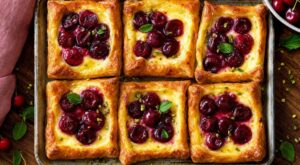 Ces petits gâteaux à la cerise prêts en 15 min : mon secret pour un cœur ultra fondant qui disparaît aussitôt