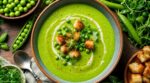 Cosses de petits pois : arrêtez de les jeter, cette recette anti-gaspi ultra onctueuse change tout en cuisine