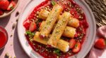 Fraises : ce dessert chaud-froid ultra croustillant que tout le monde rate sans cette simple feuille du placard
