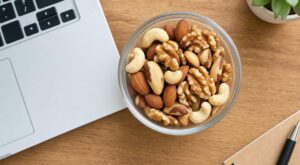 Fruits à coque : cette poignée que tout le monde grignote cache un excès dangereux et un atout majeur pour le cerveau